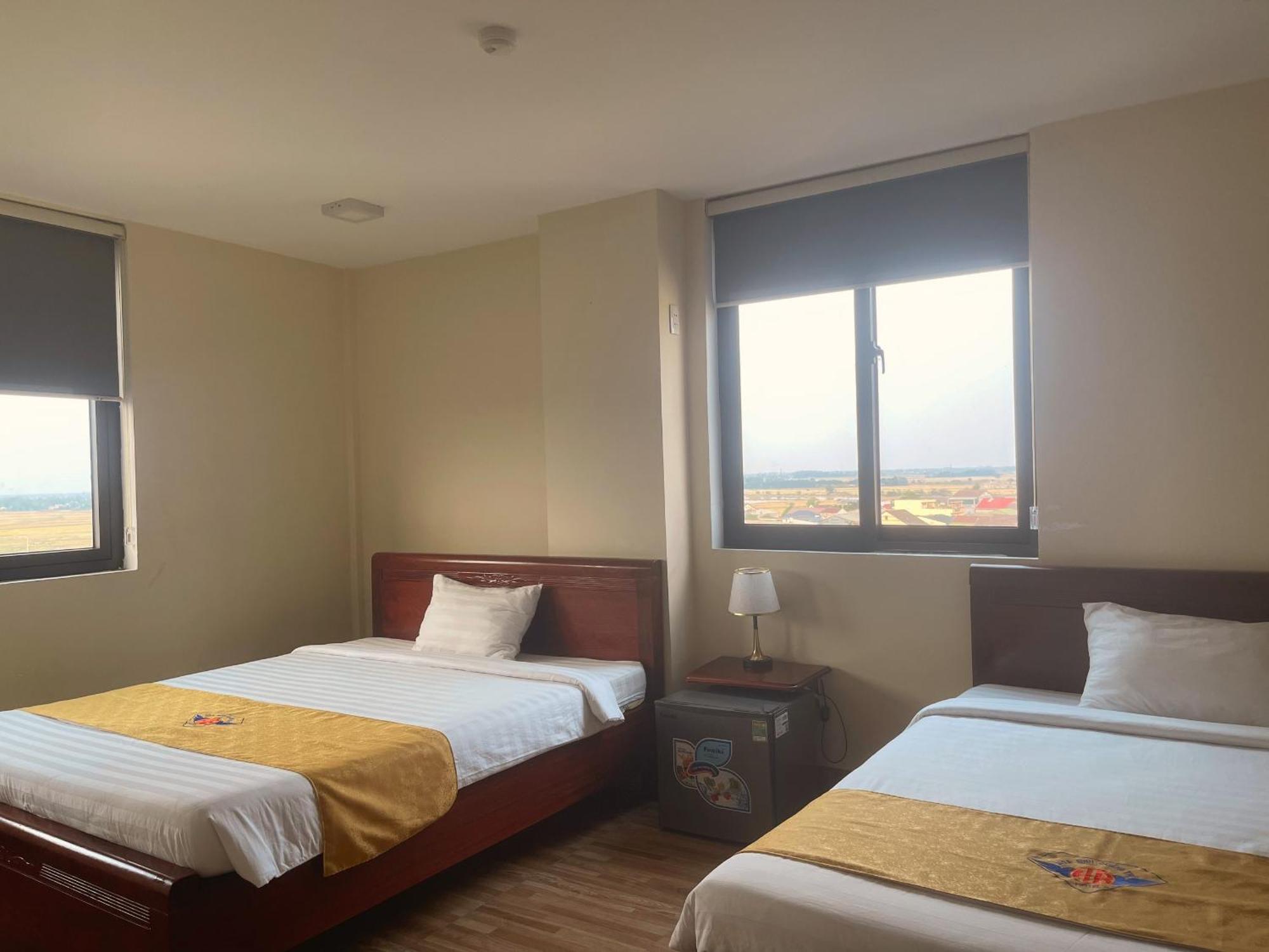Khach San Hoa Binh Quang Tri Hotel Dong Ha Екстериор снимка